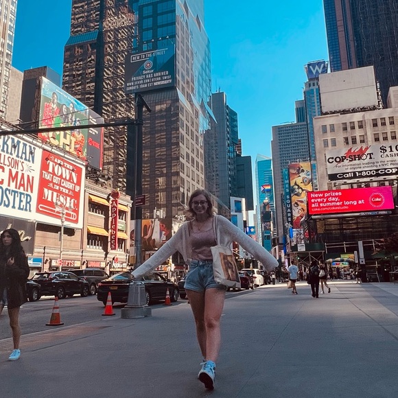 Meet your Posher, Lily - Picture 1 of 1